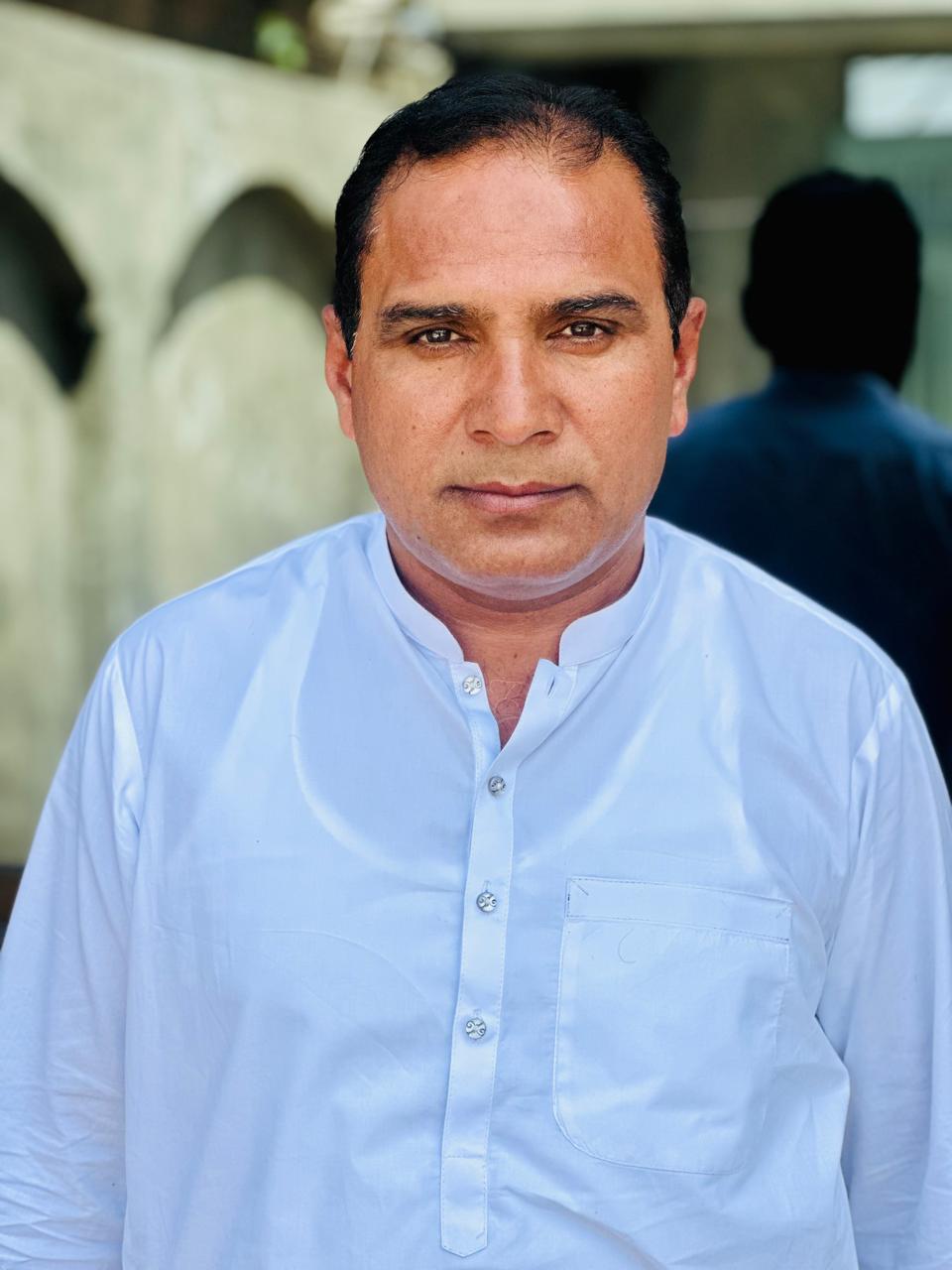 استاد اقبال